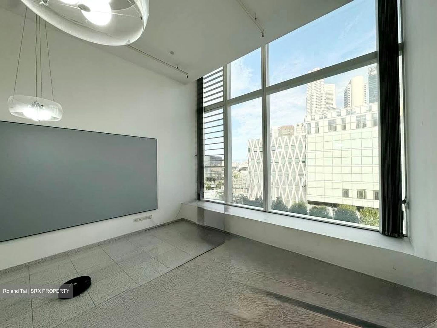 The Central (D1), Office #581137461